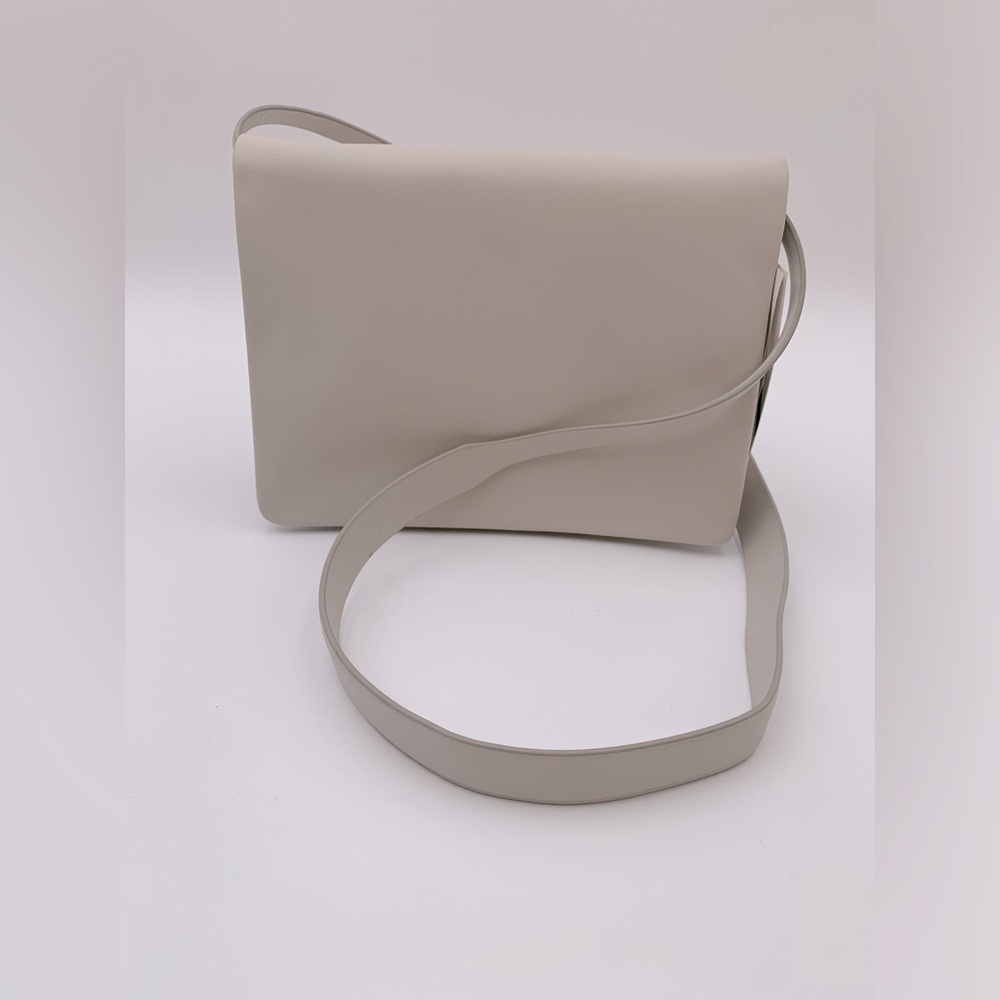 Zara NEW With Tags Leather Handbag - color bone